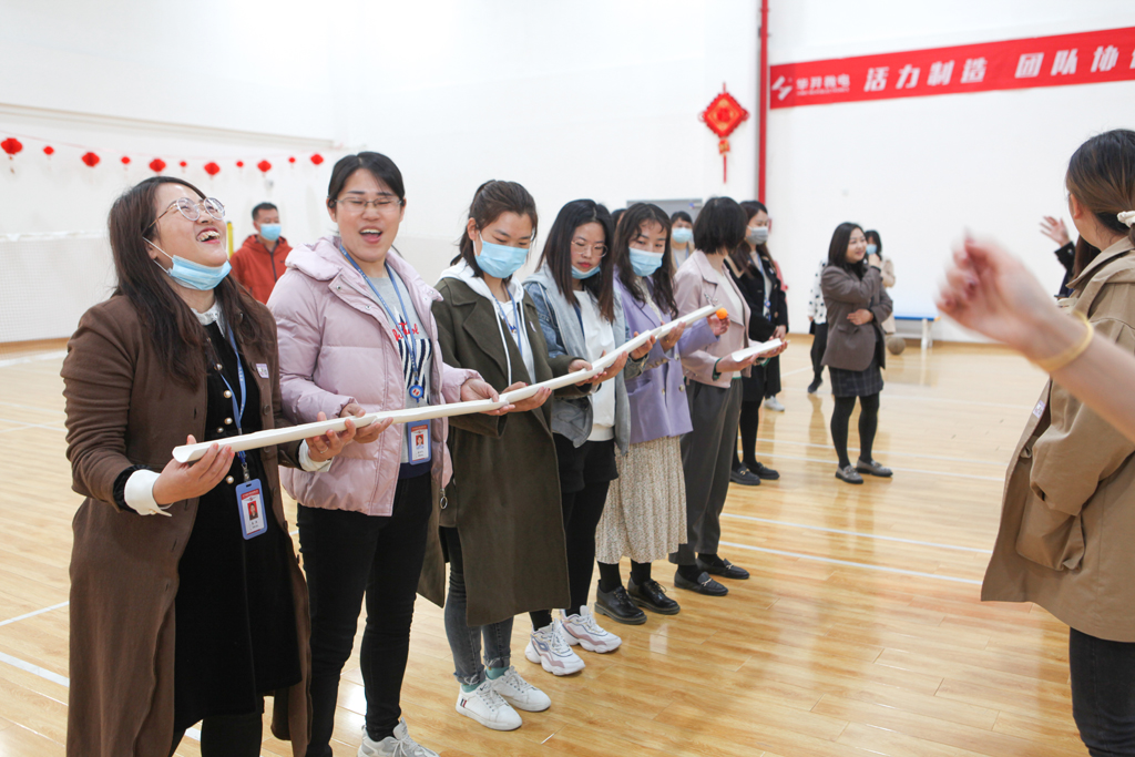 Huayi micro power launches women's day in 2021